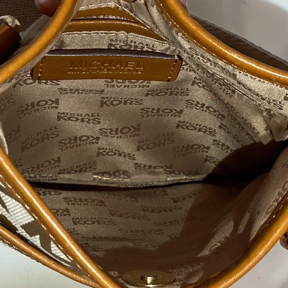 MK MICHAEL Michael Kors Signature Fabric Brown Leather Crossbody Y2K Swingpack